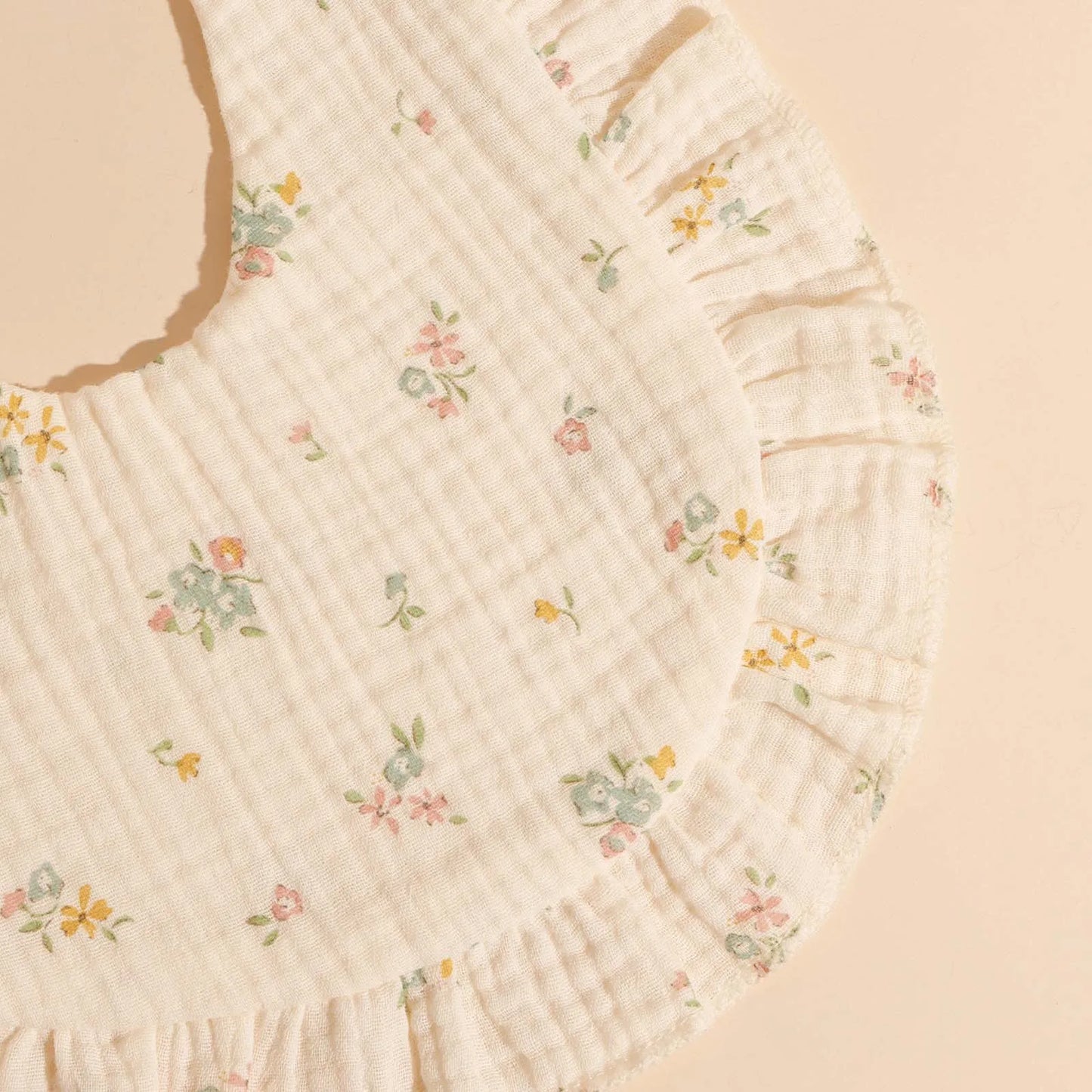 3pcs Baby Cute Ruffle Edge Saliva Towel Kids Feeding Anti Dirty Bibs Infant Burp Cloth Newborn Fashion Gift Set Accessories