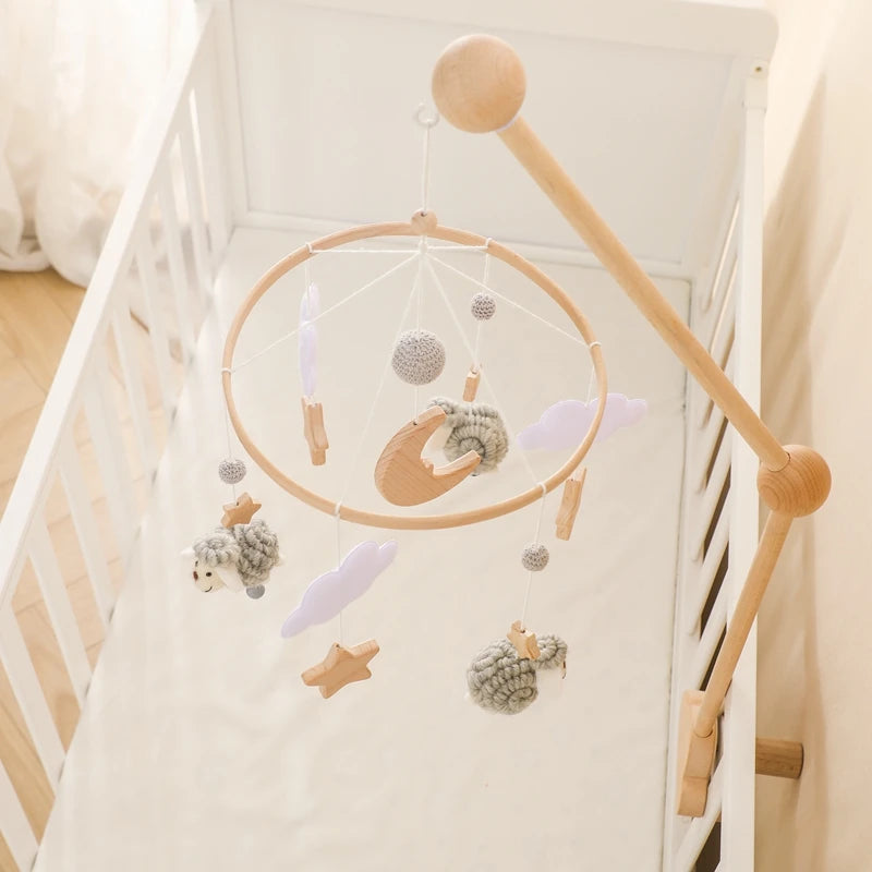 Crib Mobile Bed Bell Wooden Baby Rattles Soft Felt Cartoon Animal Bed Bell Newborn Music Box Hanging Toy Crib Bracket Baby Gifts