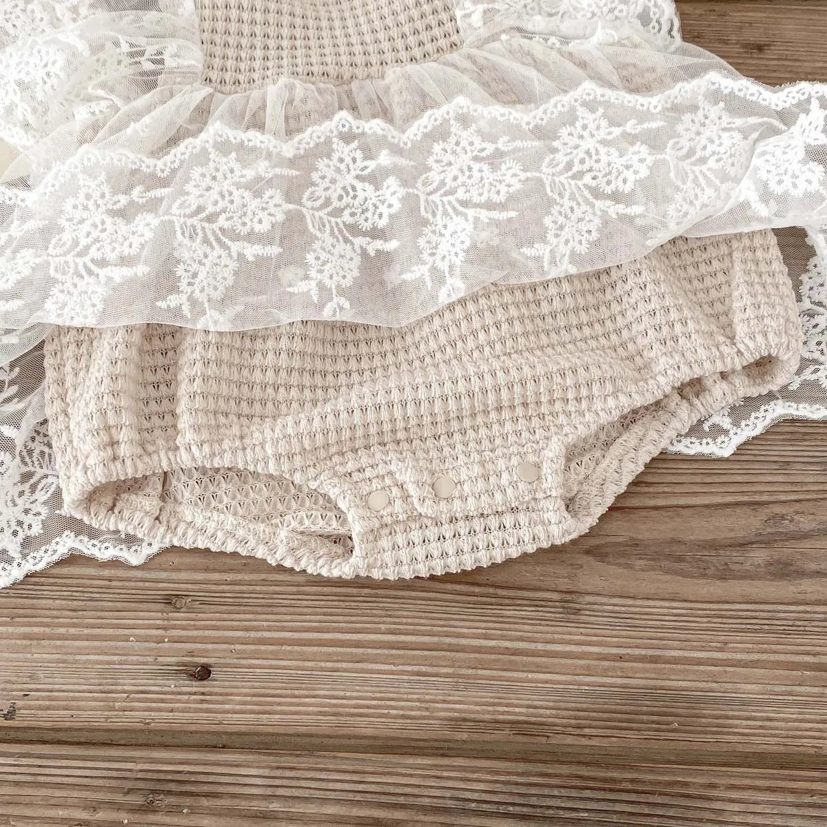 Newborn Baby Clothing Bodysuit Infant Waffle Romper Girls Flying Sleeve Summer Lace Jumpsuit Dress Sweet Toddler Clothes 3-24M