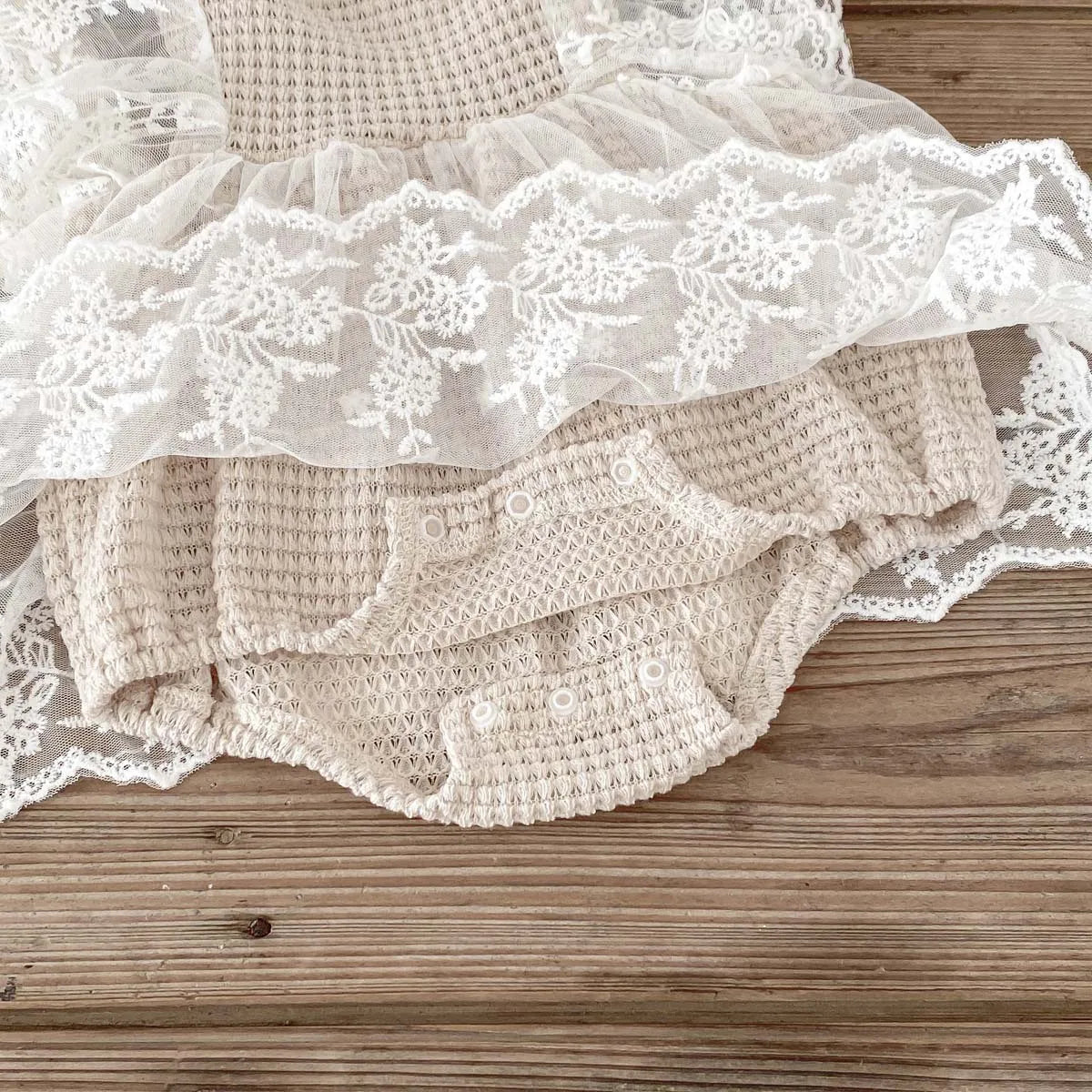 Newborn Baby Clothing Bodysuit Infant Waffle Romper Girls Flying Sleeve Summer Lace Jumpsuit Dress Sweet Toddler Clothes 3-24M