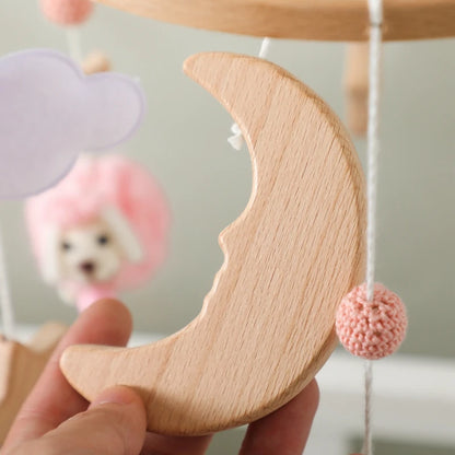 Crib Mobile Bed Bell Wooden Baby Rattles Soft Felt Cartoon Animal Bed Bell Newborn Music Box Hanging Toy Crib Bracket Baby Gifts